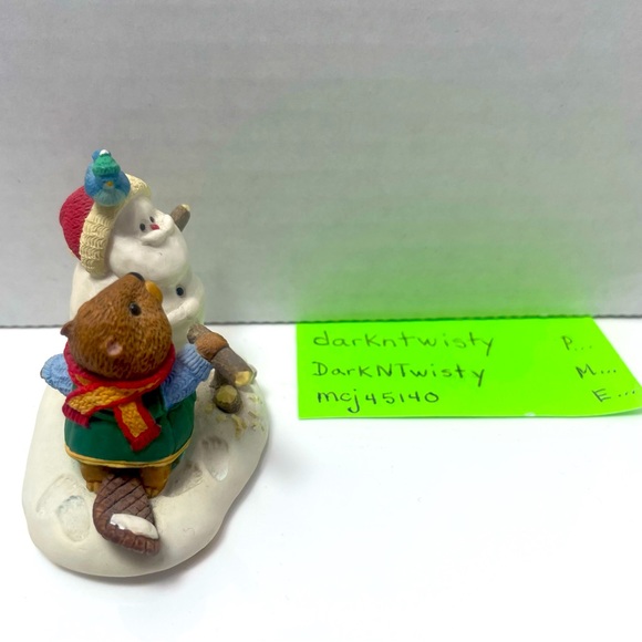 Vintage Hallmark 1993 Tender Touches Sculpting Santa Figurine - Picture 3 of 9
